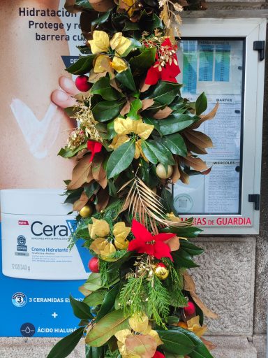 Detalle de decoración de la Farmacia García Tomás