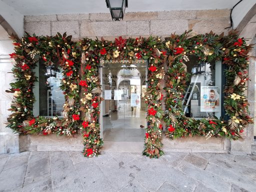 Decoración navideña Farmacia Los Soportales en Porriño, premio 2023/24