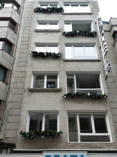 Decoración navideña exterior en el HOTEL CELTA de Vigo 2023/24