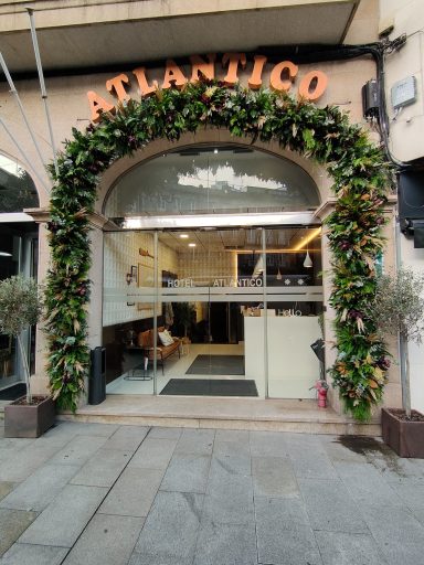 Fachada de la decoración del Hotel Atlántico